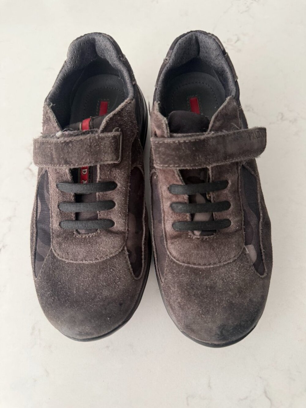 Prada Kids Sneakers size 29